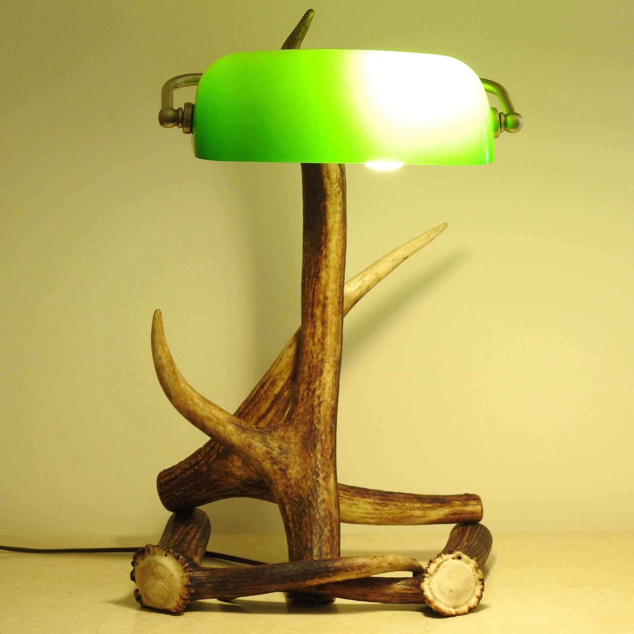 Table antler lamp.