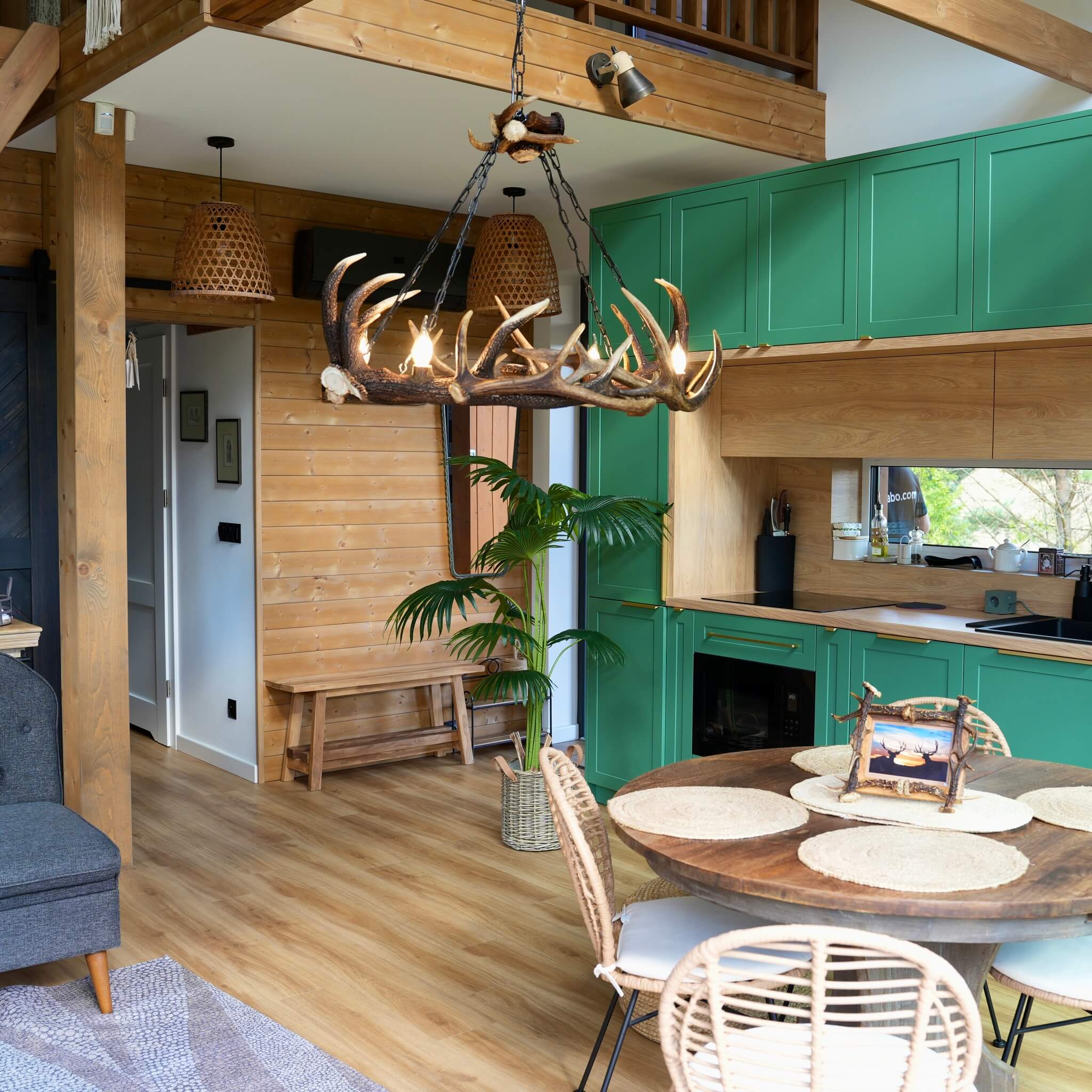Farmhouse antler chandelier.