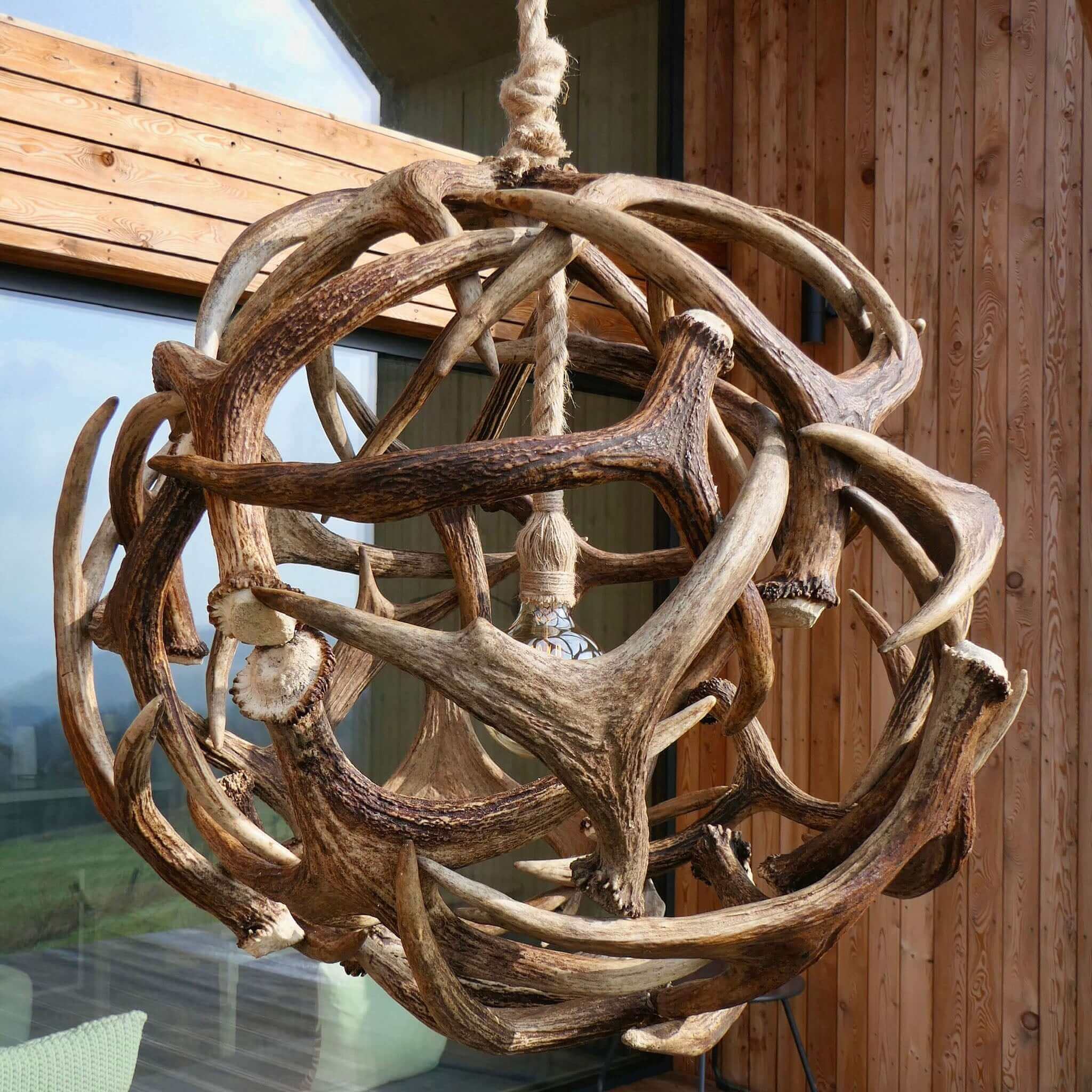 Deer antler pendant lamp.