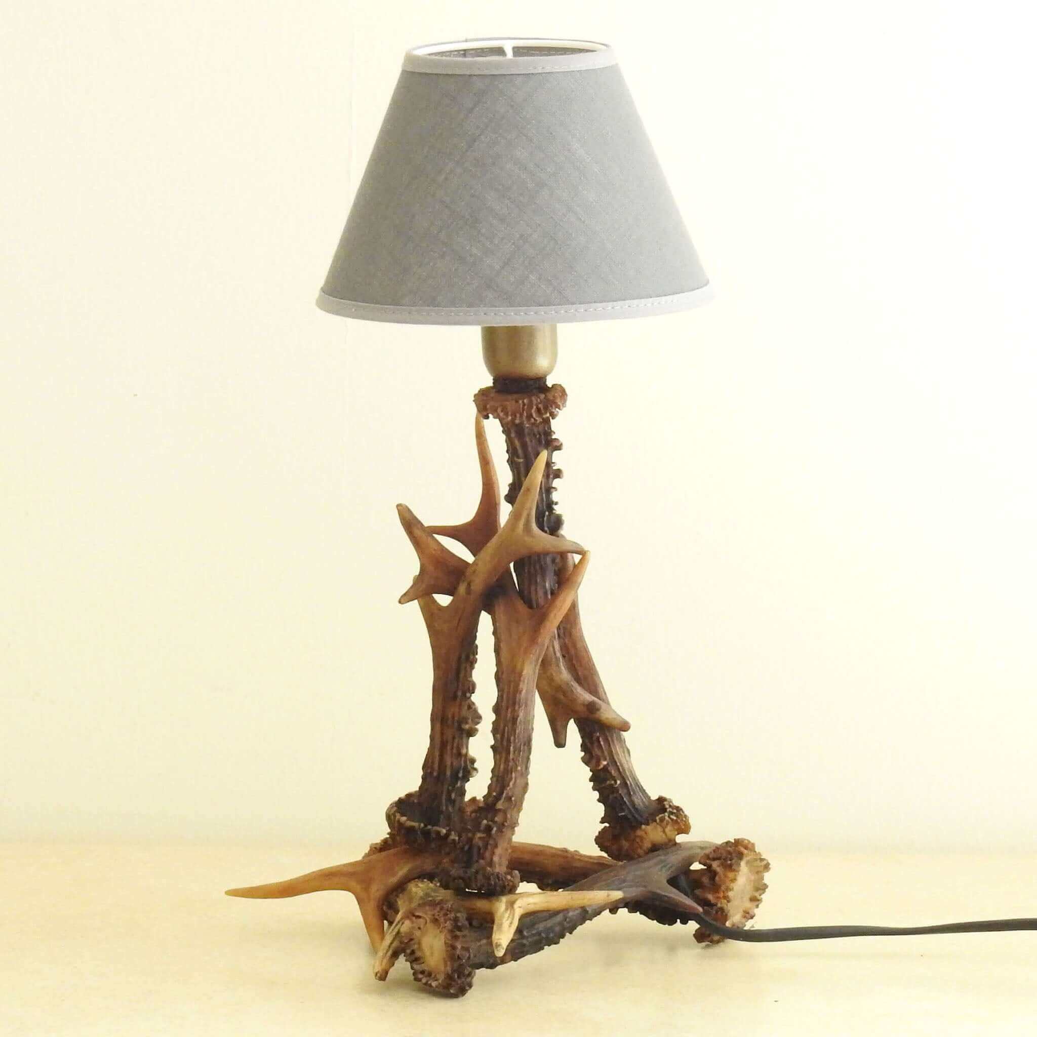 Rustic style table lamp.