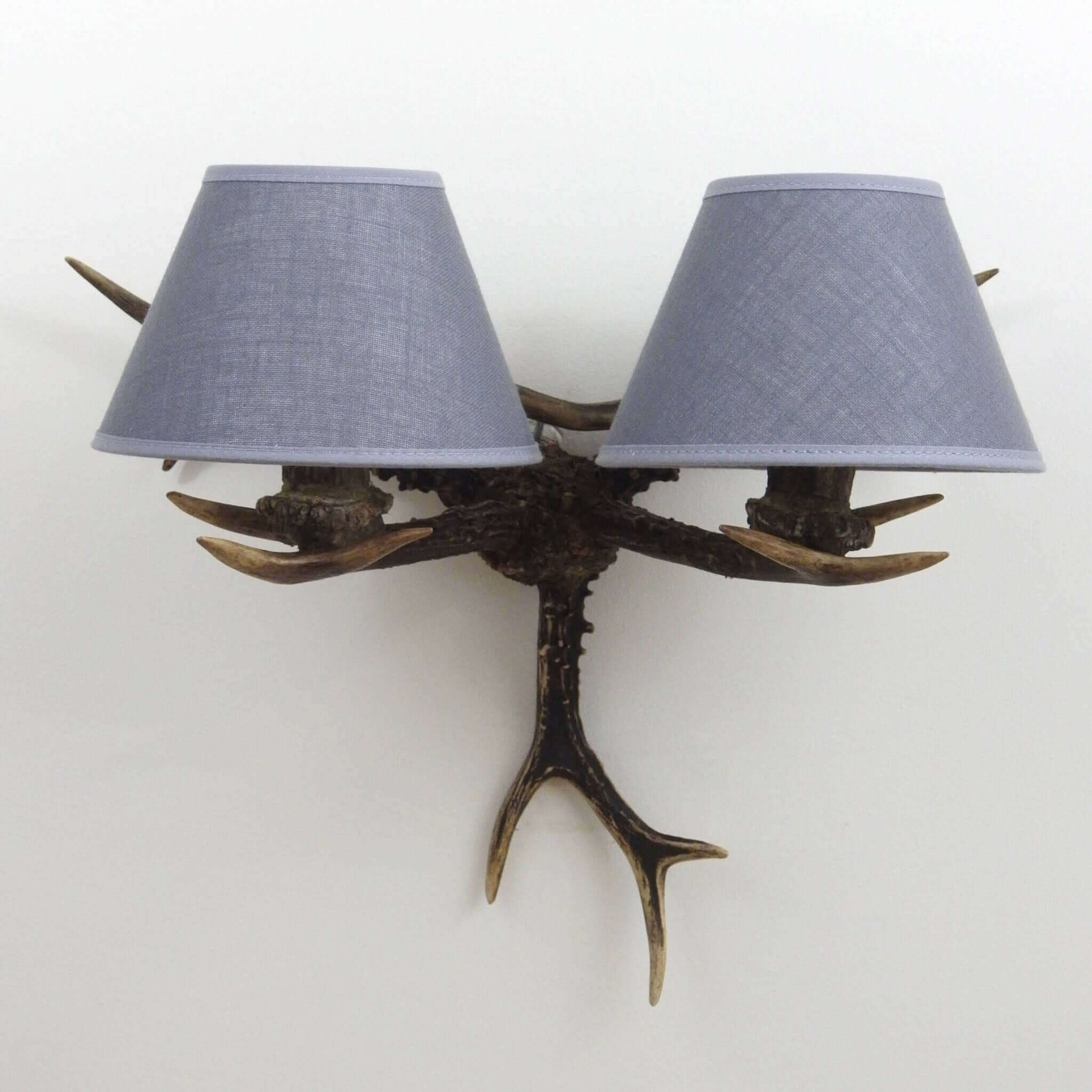 2 lights deer antler wall chandelier.
