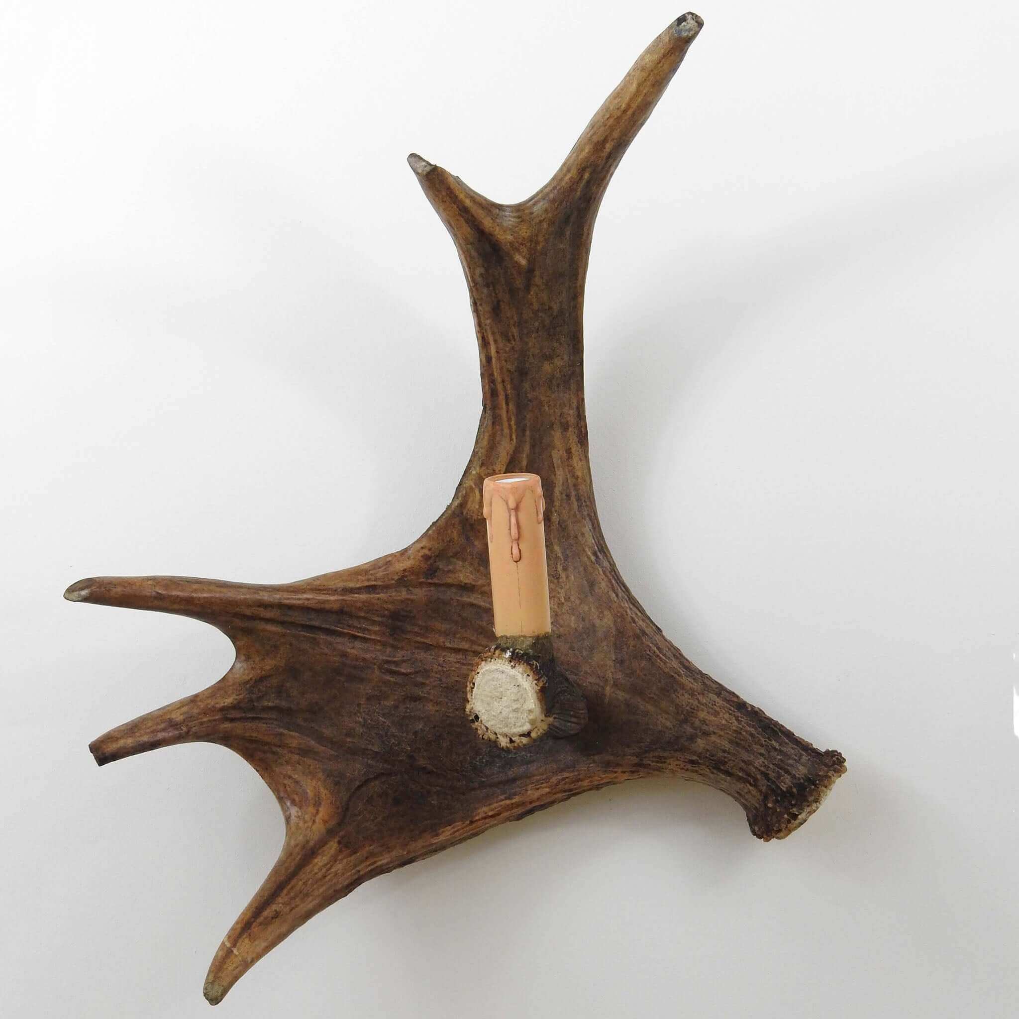 Wall antler chandelier.