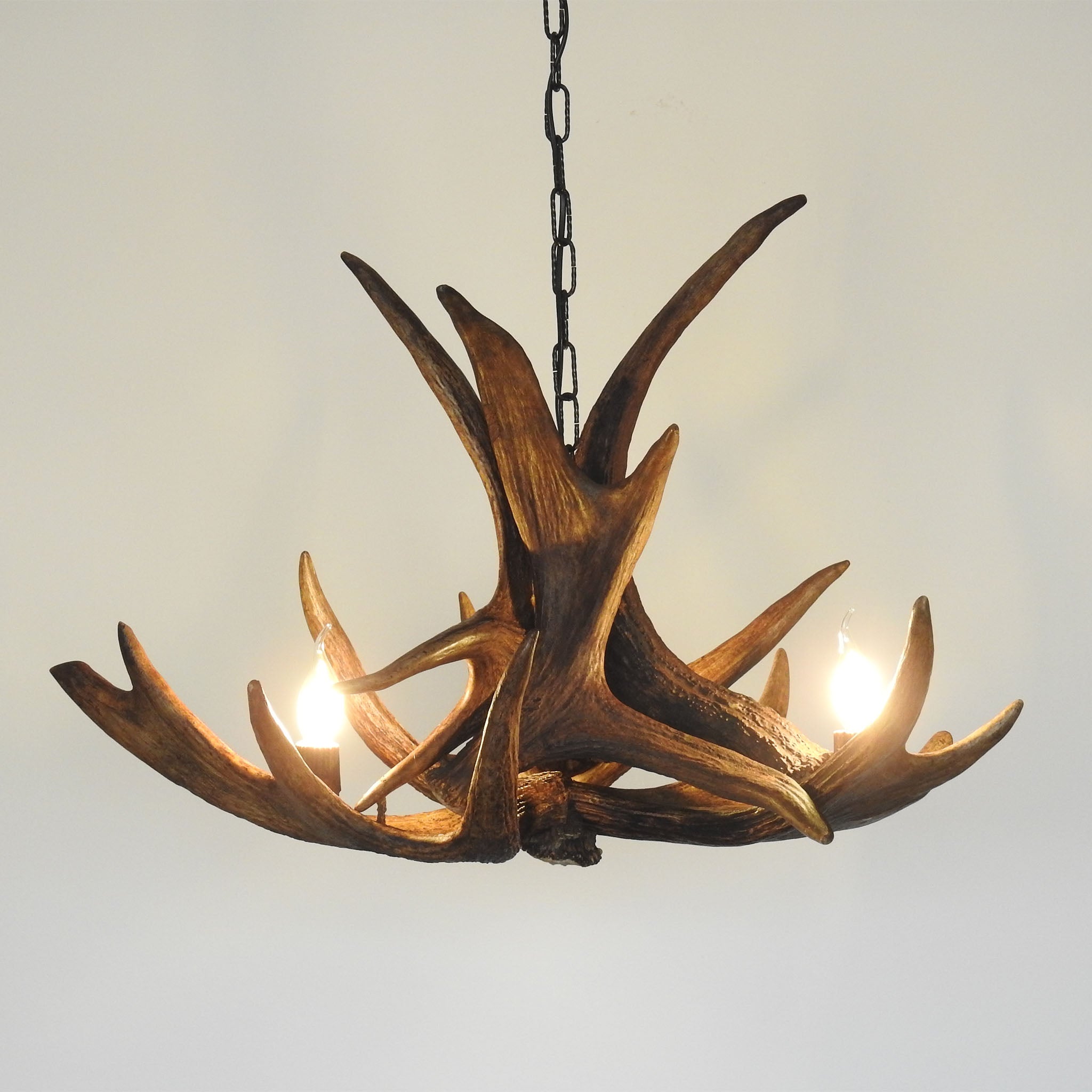 Moose antler chandelier for 3 bulbs lighting.